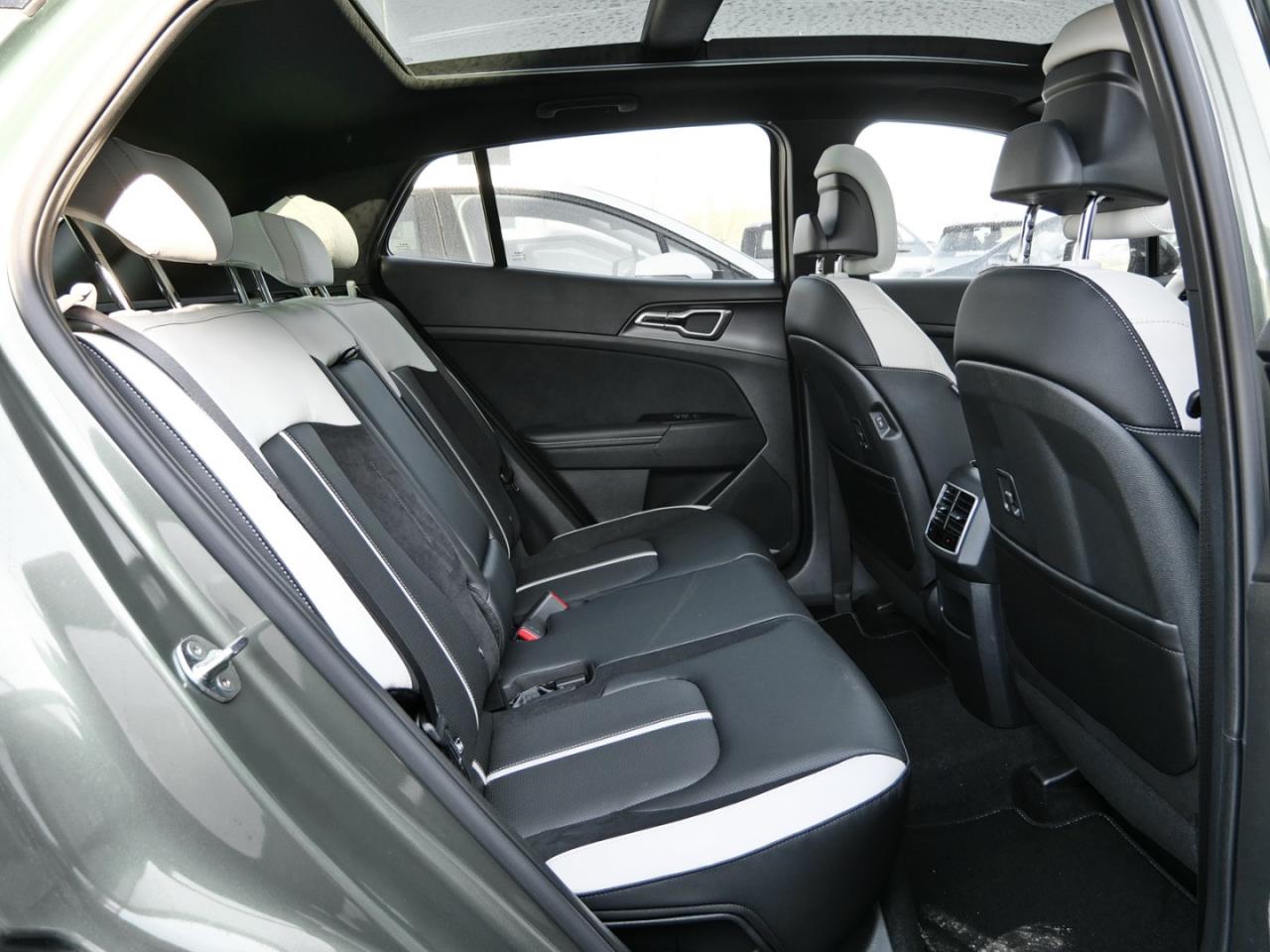 KIA Sportage 1.6T DCT AWD GT-Line Panorama HUD 360°