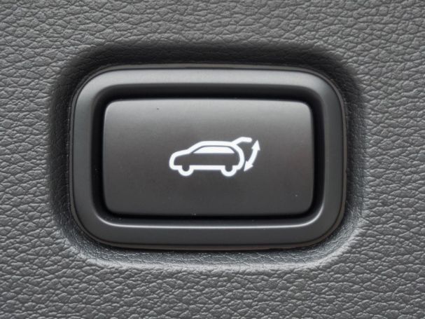 KIA Sportage 1.6T DCT AWD GT-Line Panorama HUD 360°