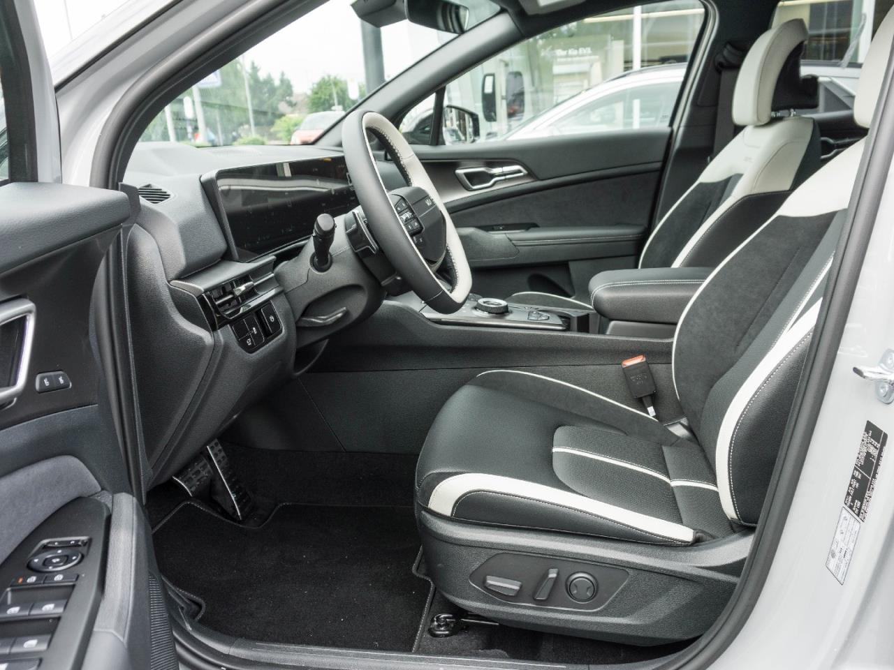 KIA Sportage 1.6T DCT AWD GT-Line Panorama HUD 360°