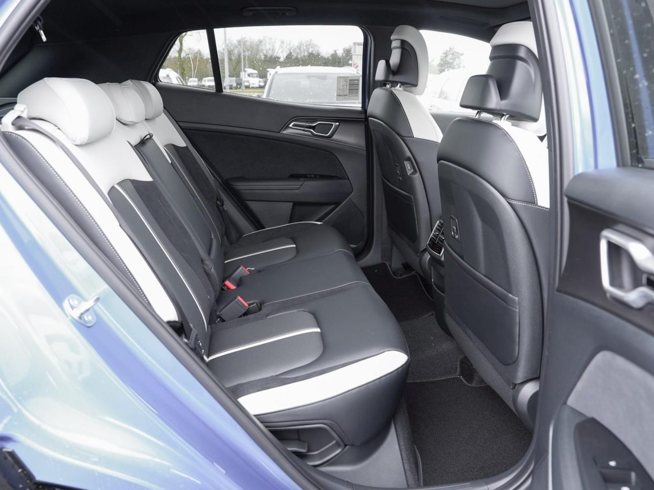 KIA Sportage 1.6T DCT GT-Line Panorama 360° HUD SHZ