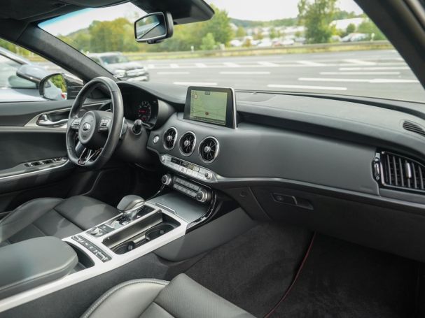 KIA Stinger 3.3 V6 T-GDI  4WD GT Schiebedach HUD ACC