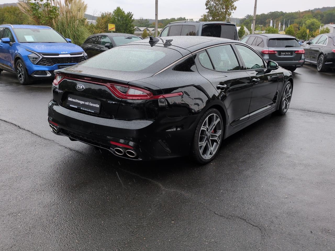 KIA Stinger 3.3 V6 T-GDI  4WD GT Schiebedach HUD ACC