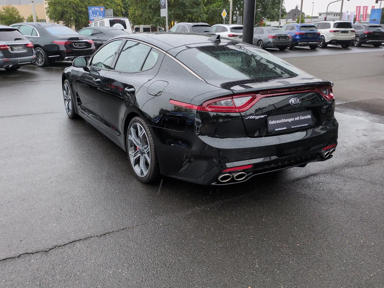 KIA Stinger 3.3 V6 T-GDI  4WD GT Schiebedach HUD ACC