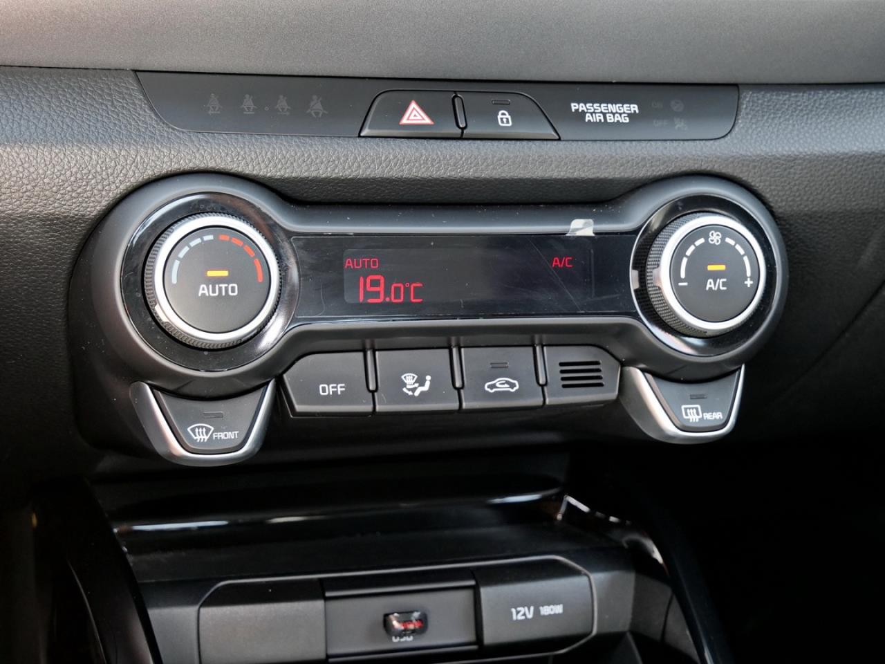 KIA Stonic 1.0 T-GDI Vision Navi Kamera Lenkradhzg
