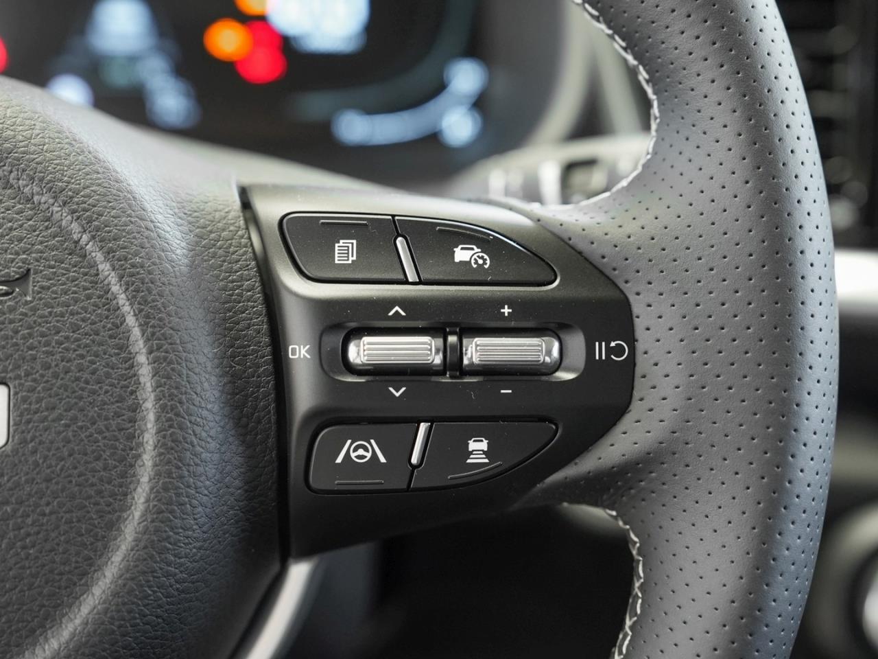 KIA Stonic 1.0T DCT GT-Line Navi Kamera Lenkradhzf