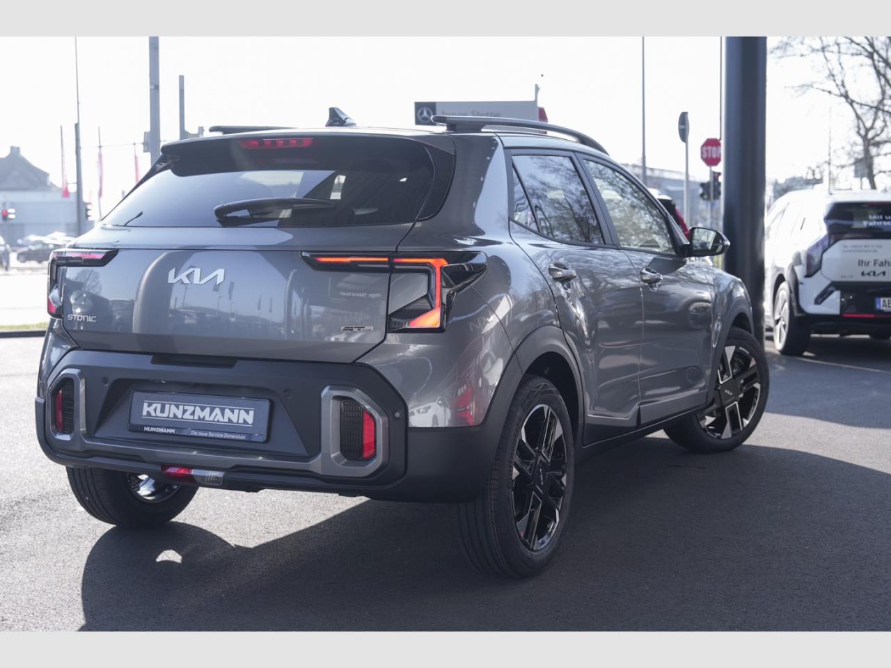 KIA Stonic 1.0T DCT GT-Line Kamera ACC Klima Navi