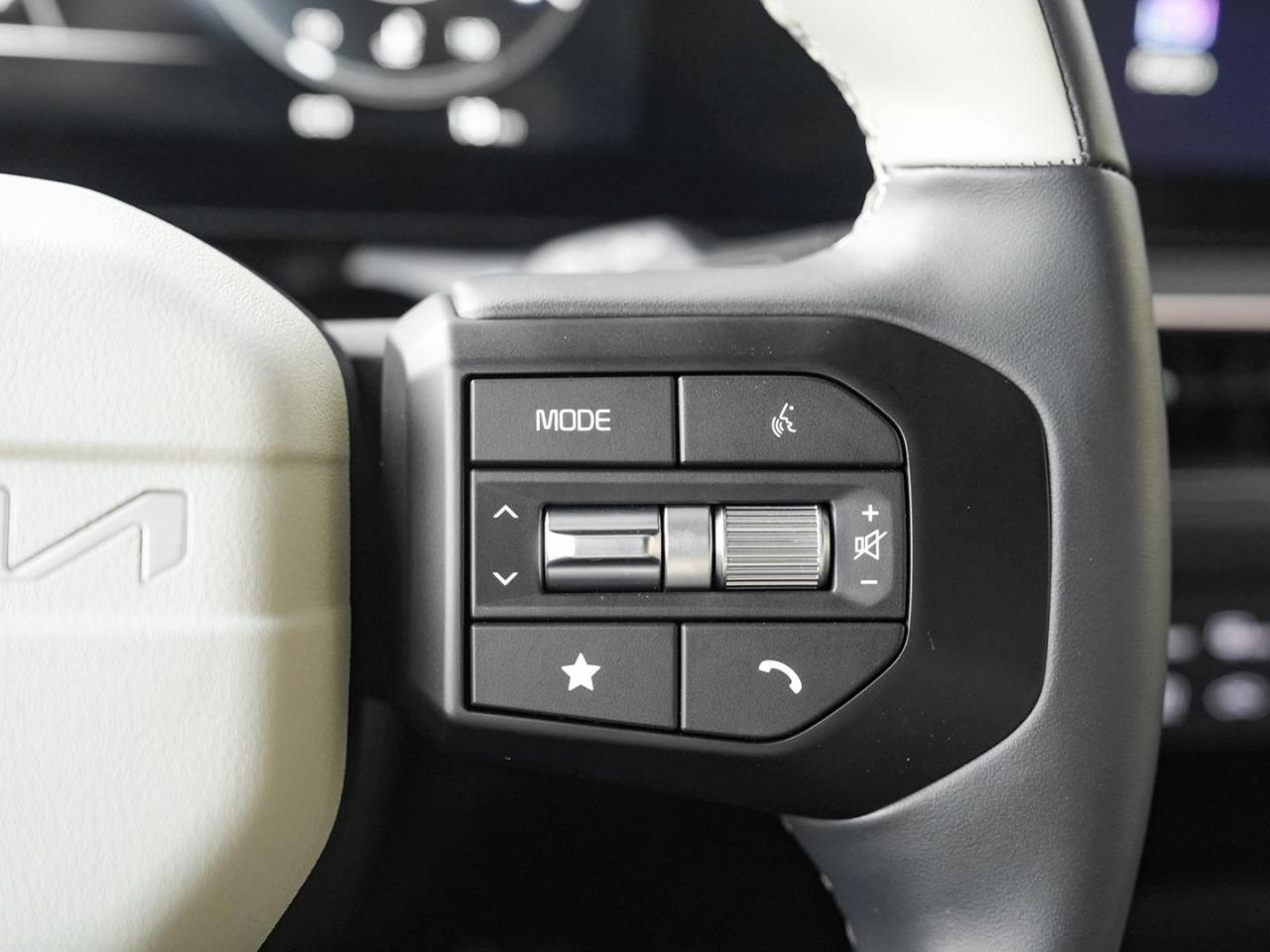 KIA Stonic 1.0T DCT GT-Line Kamera Lenkradheizung