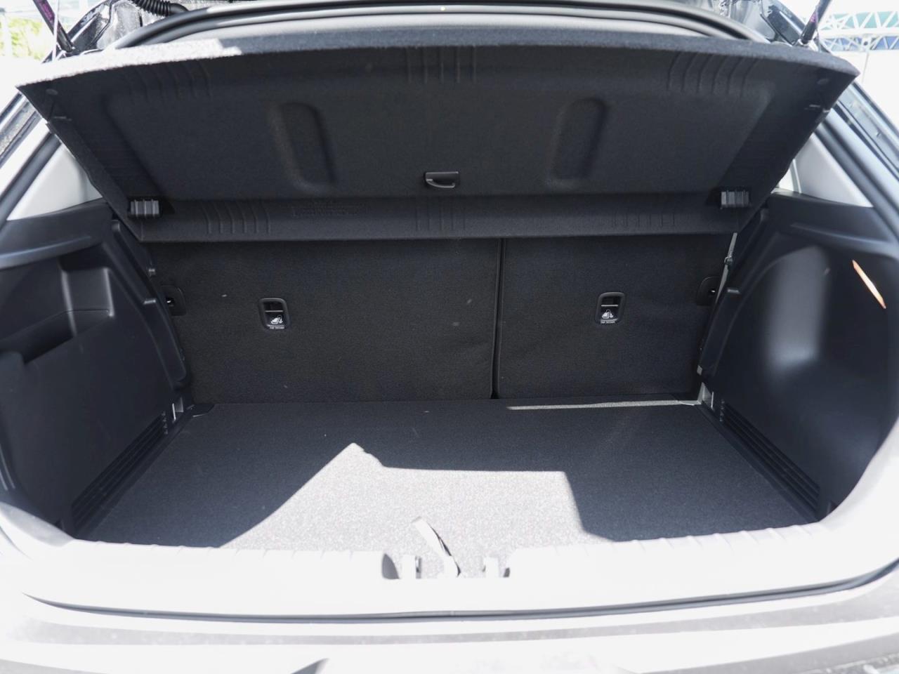 KIA Stonic 1.0T DCT Vision Kamera Privacy Lenkradhzg