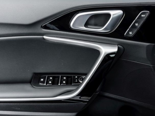 KIA XCeed 1.5T DCT GT-Line Navi Panorama Kamera ACC