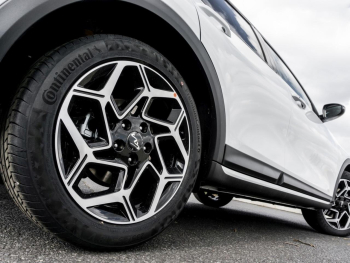 KIA XCeed 1.5T DCT GT-Line Navi Panorama Kamera ACC