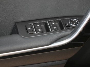 KIA XCeed 1.5T DCT Vision Navi Lenkradhzg Kamera ACC