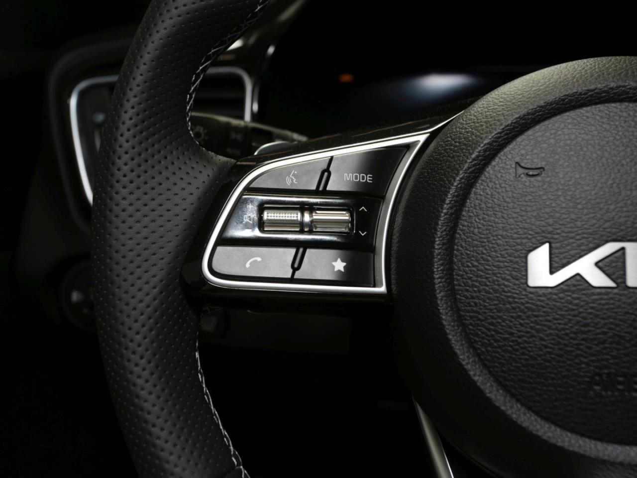 KIA XCeed 1.6T DCT GT-Line Navi Glasdach Fond-SHZ