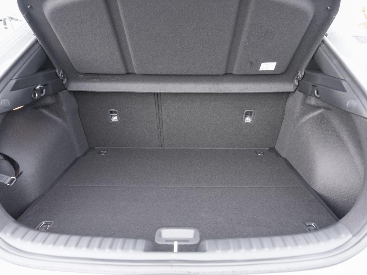 KIA XCeed 1.6T DCT Nightline Kamera Klima