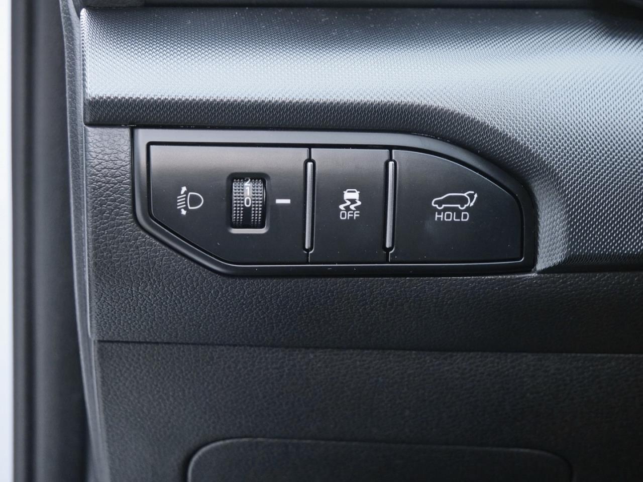 KIA XCeed 1.6T DCT Spirit Navi Glasdach Sound-P ACC