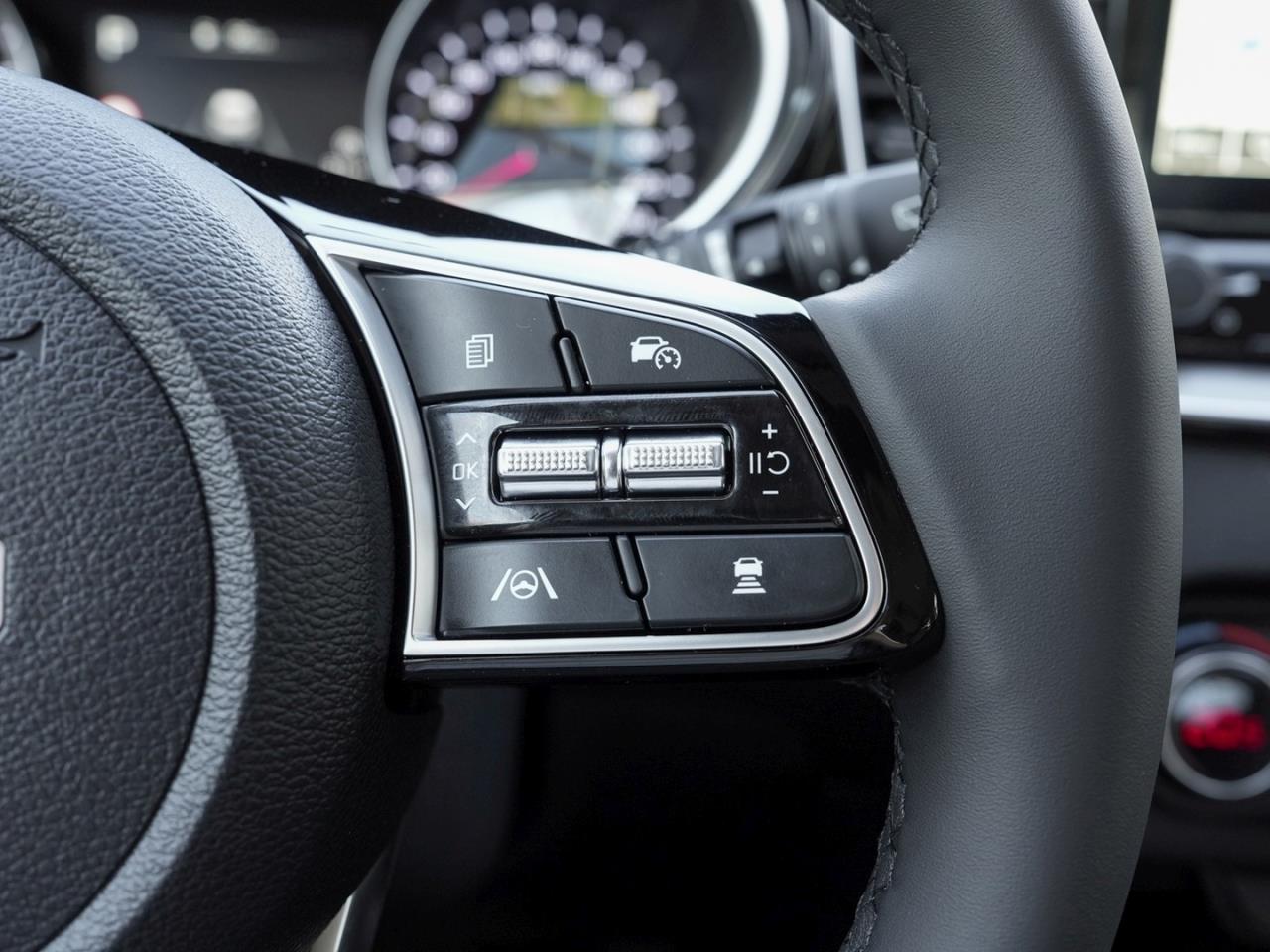 KIA XCeed 1.6T DCT Spirit Navi Kamera JBL-Sound ACC