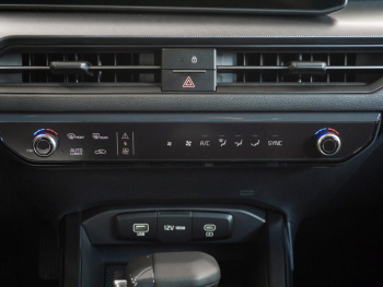 KIA XCeed 1.6T DCT Spirit Navi Kamera Sound-P ACC
