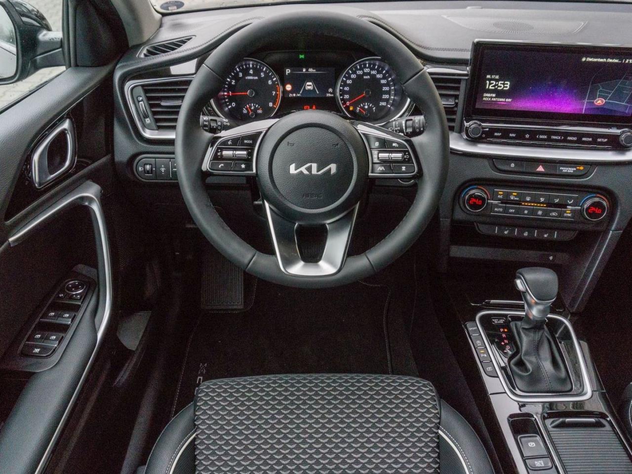 KIA XCeed 1.6T DCT Spirit Navi Kamera SHZ-Fond