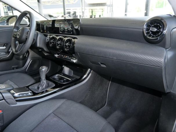 Mercedes-Benz A 180 d Limousine MBUXNavi+ Spurhalte-Assistent
