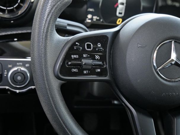 Mercedes-Benz A 180 d Limousine MBUXNavi+ Spurhalte-Assistent