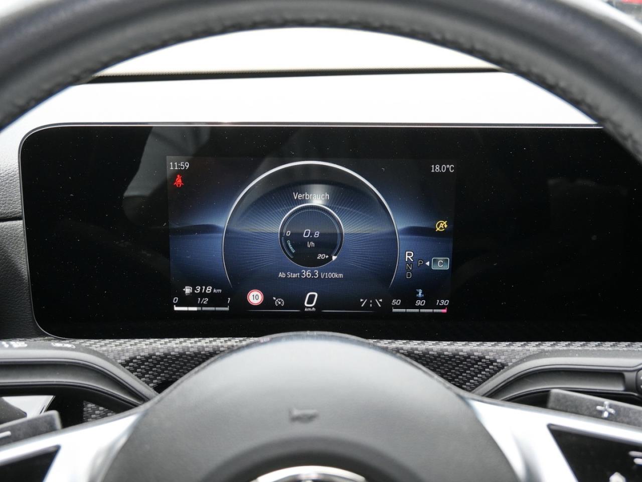 Mercedes-Benz A 180 d Limousine Kamera Spurhalte Navi Sitzhzg