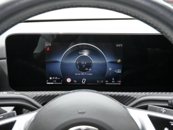 Mercedes-Benz A 180 d Limousine Kamera Spurhalte Navi Sitzhzg