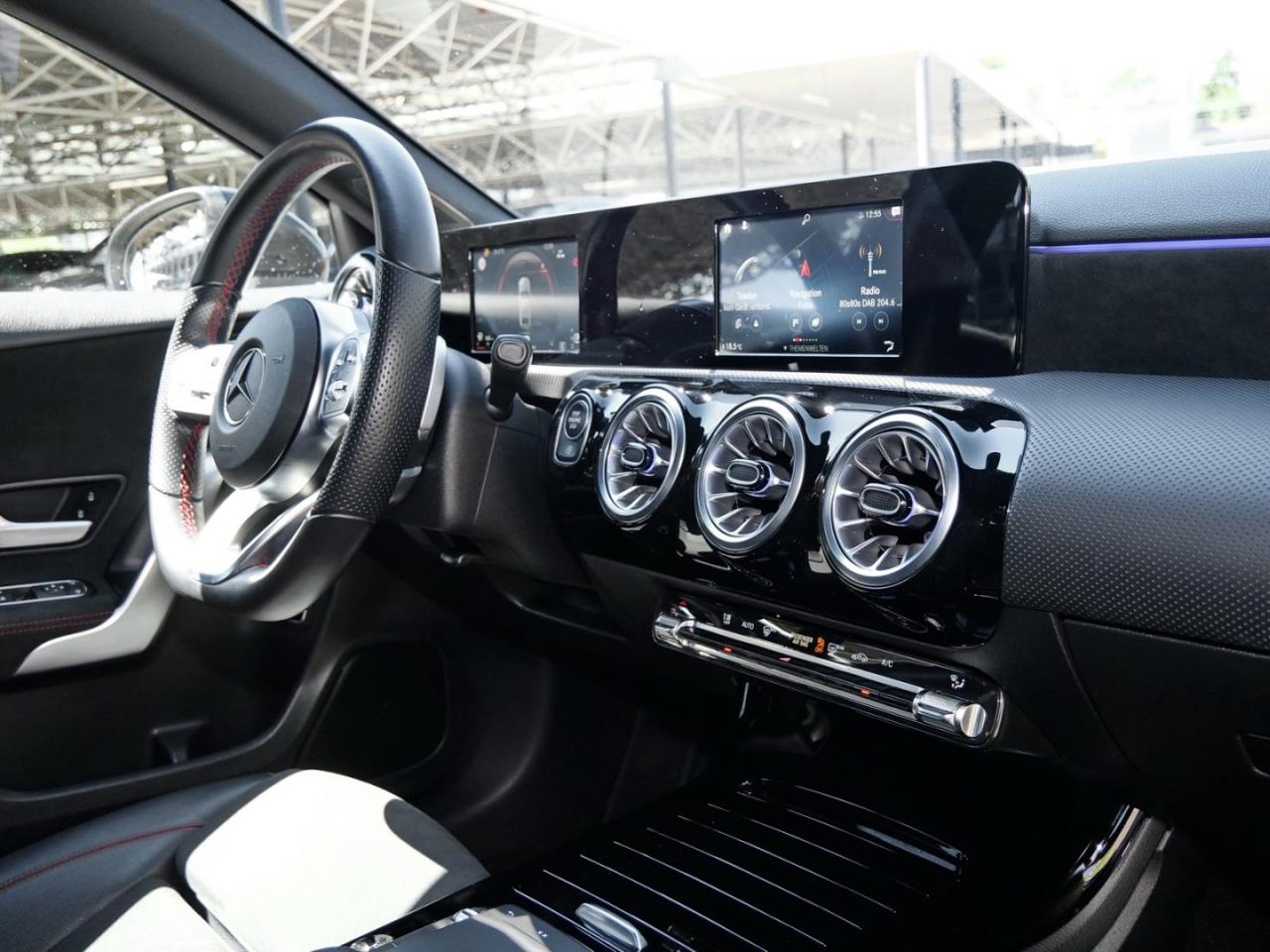 Mercedes-Benz A 180 d Limousine AMG Navi Plus Advanced Sound