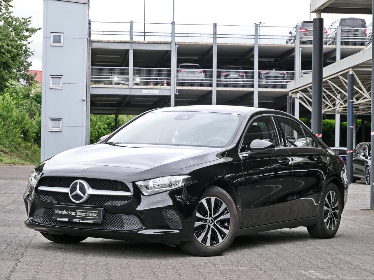 Mercedes-Benz A 180 d Limousine MBUXNavi+ Kamera Spurhalte