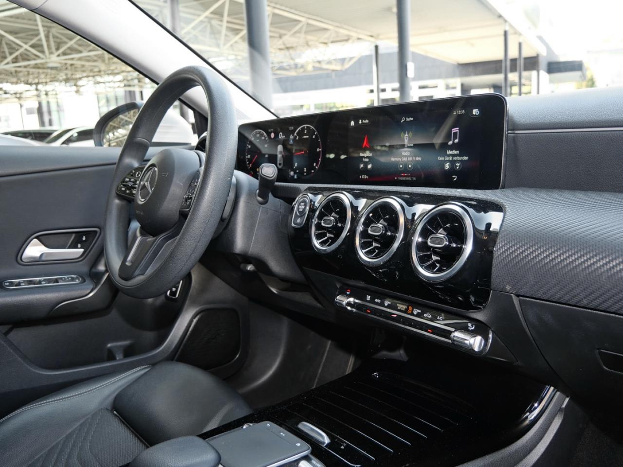 Mercedes-Benz A 180 d Limousine Style MBUXNavi+ Kamera