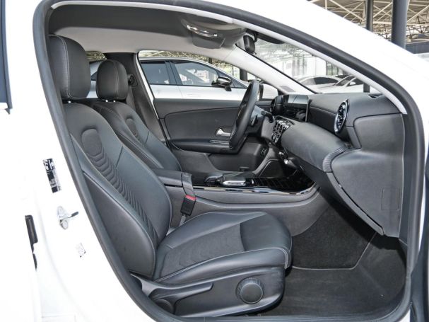 Mercedes-Benz A 180 d Limousine Style MBUXNavi+ Kamera