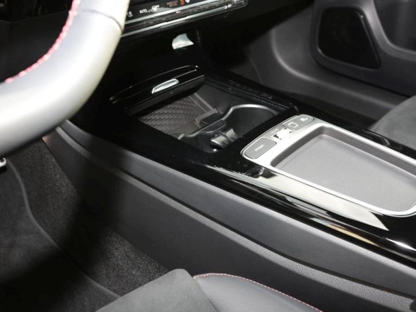 Mercedes-Benz A 180 Limousine AMG Distronic Memory AHK 360°