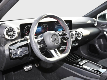 Mercedes-Benz A 180 Limousine AMG Distronic Memory AHK 360°