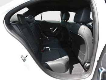 Mercedes-Benz A 180 Limousine Progressive Standhzg Kamera AHK