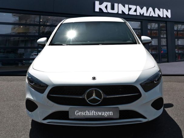 Mercedes-Benz A 180 Limousine Progressive Standhzg Kamera AHK