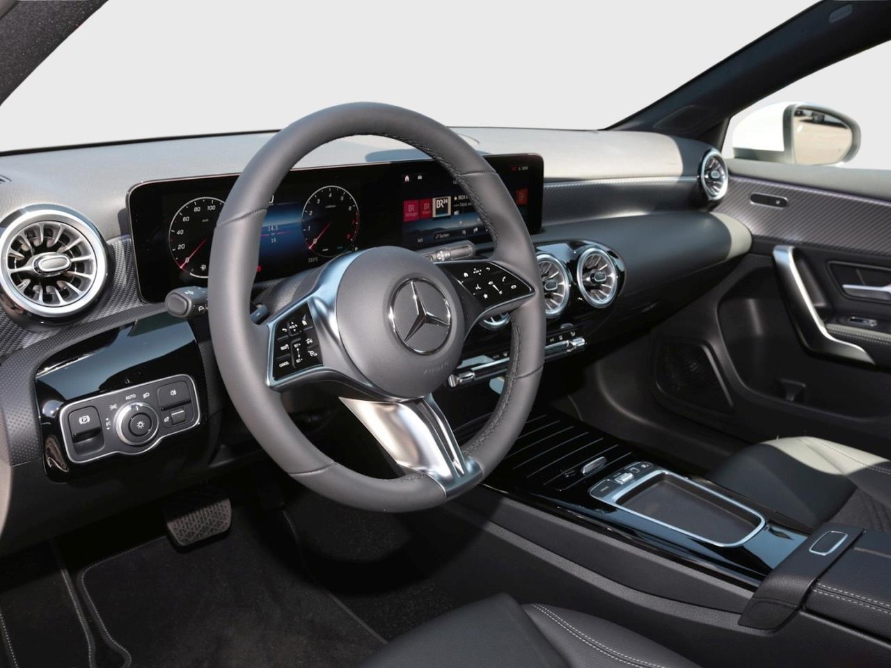 Mercedes-Benz A 180 Limousine Progressive Standhzg Kamera AHK