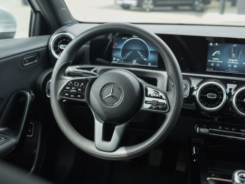 Mercedes-Benz A 200 Limousine Style MBUXNavi Sitzkomfort-Paket