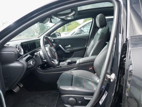 Mercedes-Benz A 200 Limousine AMG Night Distronic Panorama AHK