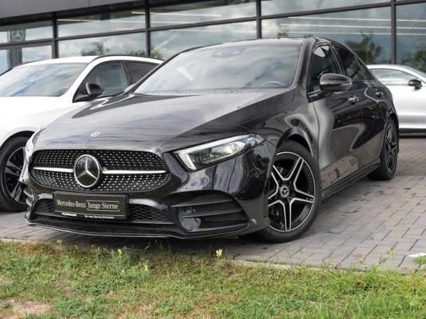Mercedes-Benz A 200 Limousine AMG Night Distronic Panorama AHK