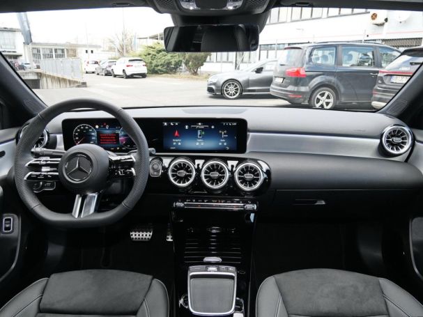 Mercedes-Benz A 200 Limousine AMG Night Standhzg Distronic AHK