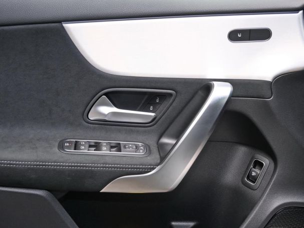 Mercedes-Benz A 200 Limousine AMG Night Standhzg Distronic AHK