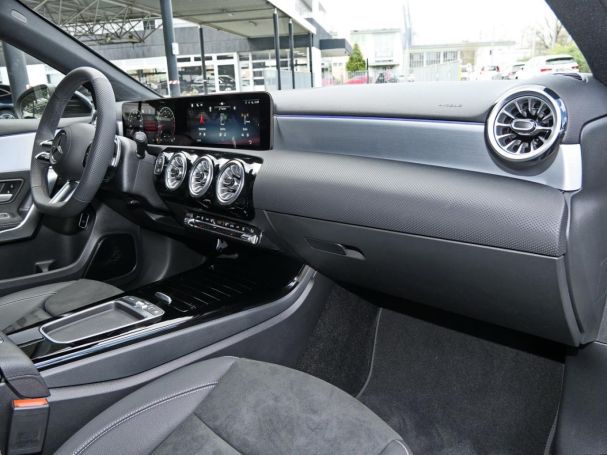 Mercedes-Benz A 200 Limousine AMG Night Standhzg Distronic AHK