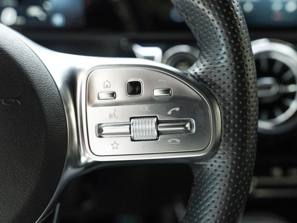 Mercedes-Benz A 200 Limousine AMG Night MBUXNavi+ Kamera