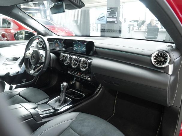 Mercedes-Benz A 200 Limousine AMG Night MBUXNavi+ Kamera