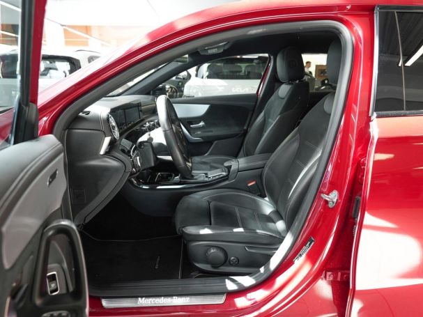 Mercedes-Benz A 200 Limousine AMG Night MBUXNavi+ Kamera