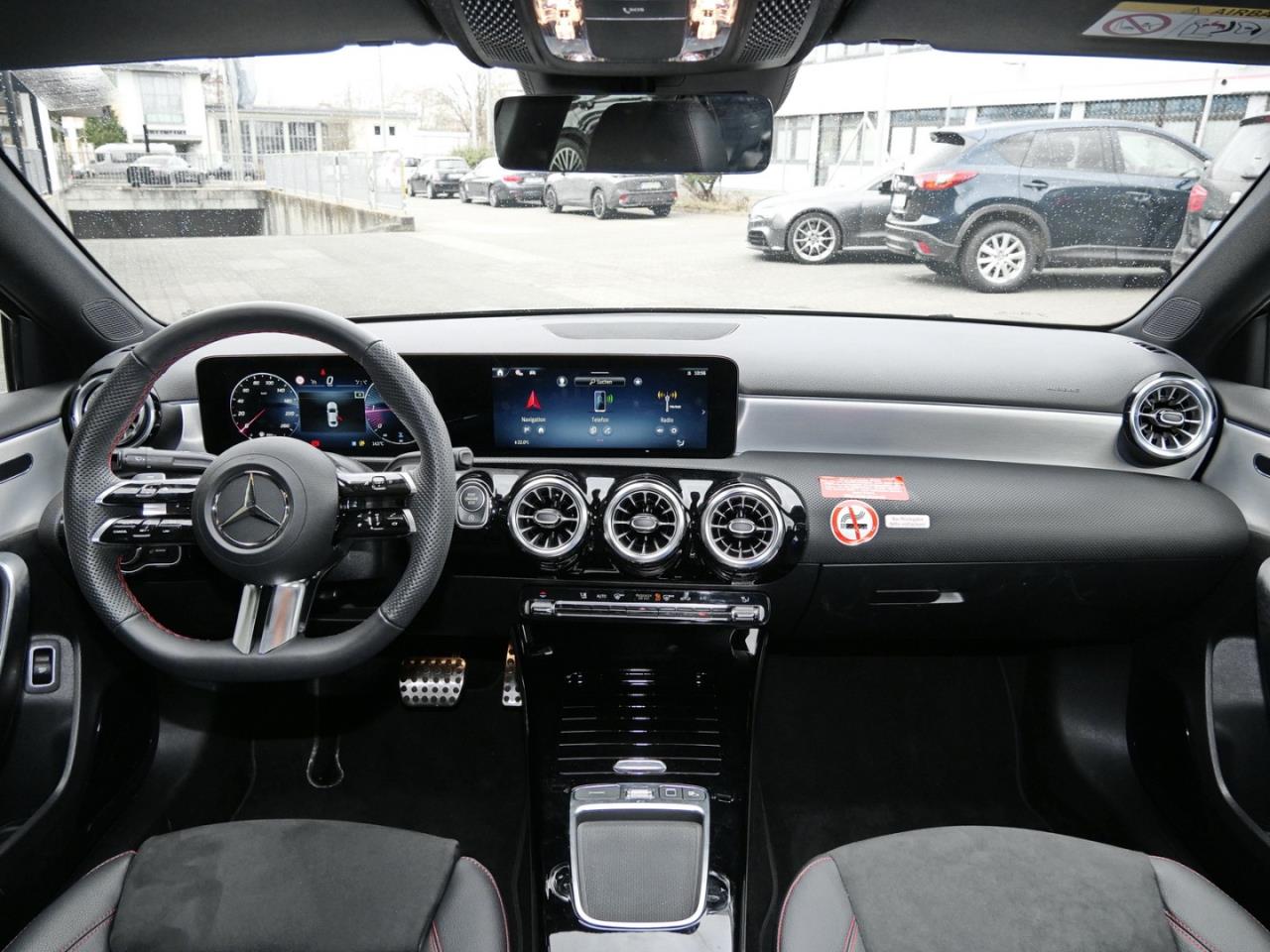 Mercedes-Benz A 220 d Limousine AMG MBUX Navi-Prem. Kamera SHZ