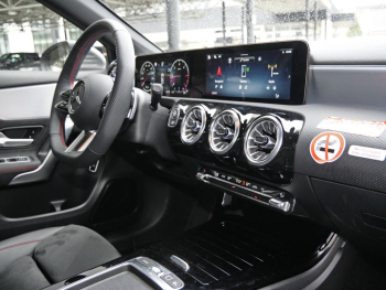 Mercedes-Benz A 220 d Limousine AMG MBUX Navi-Prem. Kamera SHZ