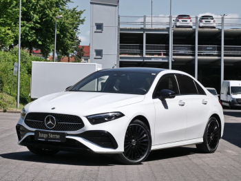 Mercedes-Benz A 250 e Limousine AMG Night Panorama 360° AHK
