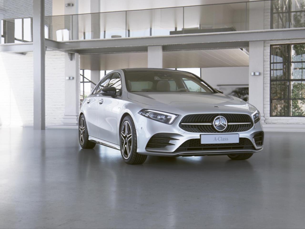 Mercedes-Benz A 250 e Limousine AMG Night Panorama 360° AHK