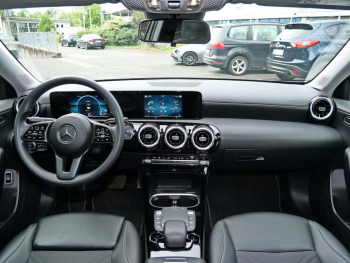 Mercedes-Benz A 250 e Limousine Style Panorama Kamera AHK