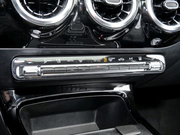 Mercedes-Benz A 250 e Limousine Style Panorama Kamera AHK