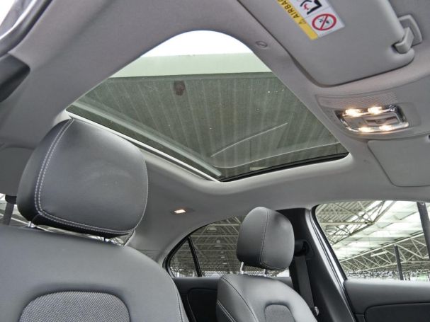 Mercedes-Benz A 250 e Limousine Style Panorama Kamera AHK